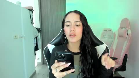 kaylie online show from September 2025 07:58:02 PM