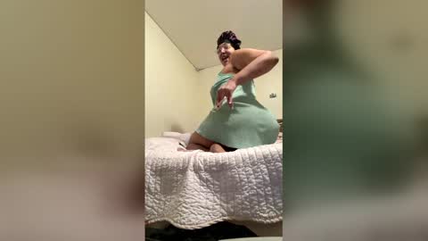 Snapshot of kaylotto chatting on December 2025 10:15:02 PM kaylotto online show from December 2025 10:15:02 PM