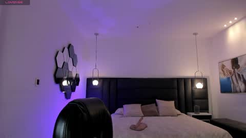 Kay online show from March 2026 03:39:02 AM