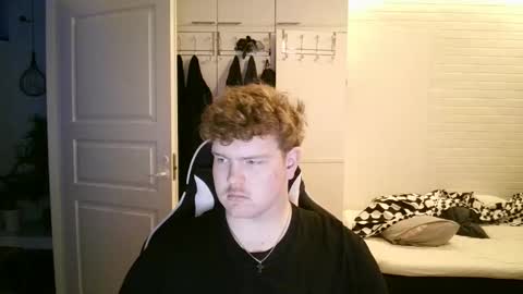 Aatu online show from December 2025 08:30:01 AM