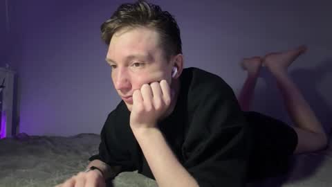 Snapshot of kazuha__1 chatting on March 2026 07:03:02 AM Fox online show from March 2026 07:03:02 AM