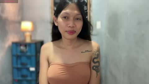 Its me Cora online show from April 2026 12:10:01 PM