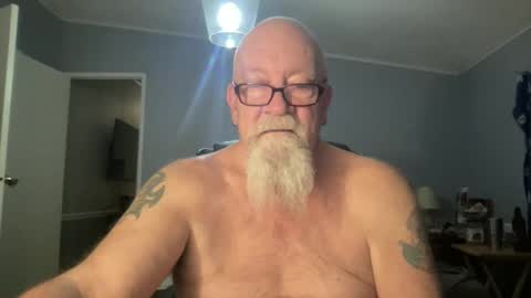 Snapshot of kcbace61760 chatting on April 2026 11:46:01 PM kcbace61760 online show from April 2026 11:46:01 PM