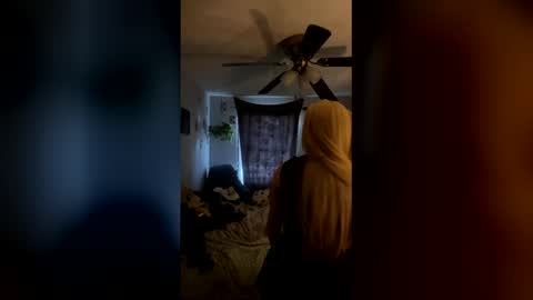 kearianwat online show from March 2026 10:02:02 PM