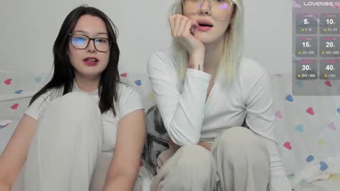 Snapshot of kebesheska chatting on December 2024 09:03:01 AM Seb Polly Roxy Jonny online show from December 2024 09:03:01 AM