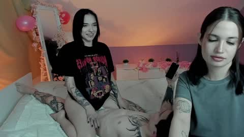 Snapshot of kebesheska chatting on January 2025 11:15:02 AM Seb Polly Roxy Jonny online show from January 2025 11:15:02 AM