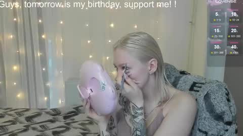 Snapshot of kebesheska chatting on February 2025 03:35:02 AM Seb Polly Roxy Jonny online show from February 2025 03:35:02 AM