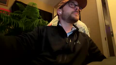 Tom online show from February 2026 01:14:02 AM