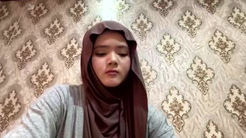 Snapshot of keeleylandrie chatting on March 2026 05:46:02 AM Kate online show from March 2026 05:46:02 AM