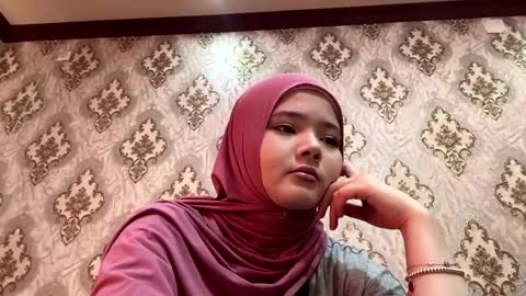 Snapshot of keeleylandrie chatting on March 2026 05:47:02 AM Kate online show from March 2026 05:47:02 AM