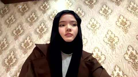 Snapshot of keeleylandrie chatting on March 2026 05:19:01 AM Kate online show from March 2026 05:19:01 AM