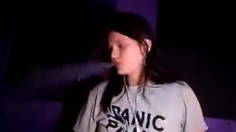 Snapshot of keenaureta chatting on November 2025 02:06:01 PM Lora online show from November 2025 02:06:01 PM