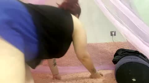 Suzi online show from June 2026 09:52:01 AM