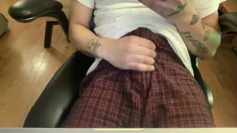 Snapshot of keesey23 chatting on March 2026 03:20:01 AM Keesey23 online show from March 2026 03:20:01 AM