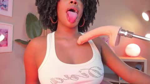 Kehlannis online show from March 2026 07:37:01 PM