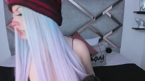 Keidy Monday to Saturday from 200 pm to 810pm  UTC-5 Colombia Time online show from February 2025 07:10:01 PM