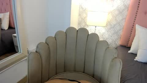 Snapshot of keiira_fox chatting on March 2026 12:03:01 AM Keiira Fox online show from March 2026 12:03:01 AM