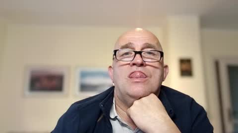 Snapshot of keilie1 chatting on April 2026 04:15:02 PM keilie1 online show from April 2026 04:15:02 PM