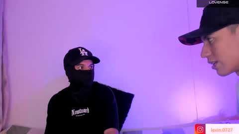 Alejandro Gonzalez online show from November 2025 02:21:01 AM