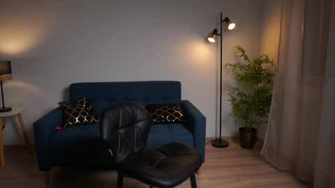 Snapshot of keira_knight chatting on January 2025 01:18:01 AM keira_knight online show from January 2025 01:18:01 AM