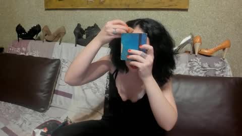 Snapshot of keira_neill chatting on January 2026 05:12:02 AM Kenya online show from January 2026 05:12:02 AM