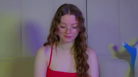 Keira online show from March 2025 06:10:01 AM