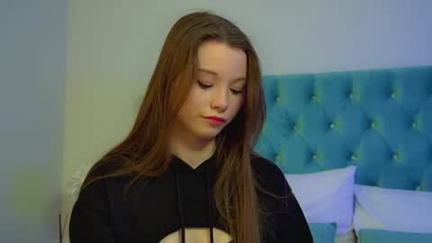 Snapshot of keiraace chatting on March 2026 06:13:01 PM Keira online show from March 2026 06:13:01 PM