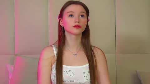 Snapshot of keiraace chatting on March 2026 06:01:01 PM Keira online show from March 2026 06:01:01 PM