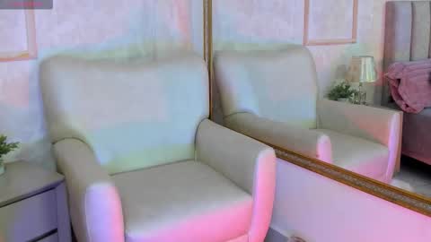 keirahartz online show from January 2026 03:32:01 AM