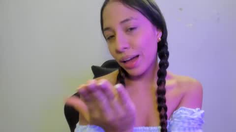 keiry_gonzalez11_aws online show from October 2025 01:27:01 AM