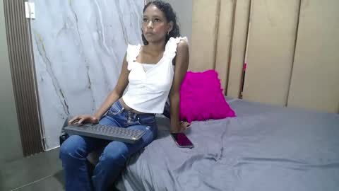 Snapshot of keiryel chatting on May 2026 11:48:02 AM Kei online show from May 2026 11:48:02 AM