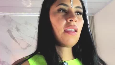 Keisy  online show from June 2026 02:33:01 PM