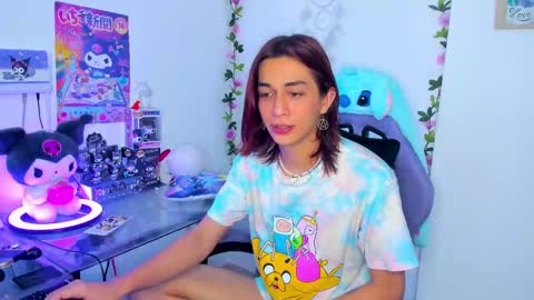 Keita moon online show from December 2024 08:39:01 PM