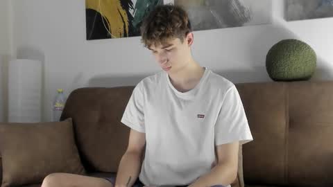 Snapshot of keithcozart1337 chatting on October 2025 01:34:01 PM Mark online show from October 2025 01:34:01 PM