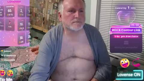 Snapshot of keithobrian chatting on March 2026 03:32:01 AM Keithobrian online show from March 2026 03:32:01 AM