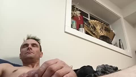 Snapshot of keithross1205 chatting on November 2025 12:49:02 PM clyde online show from November 2025 12:49:02 PM