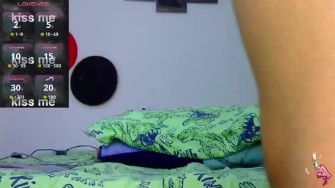 Snapshot of keivid_2303 chatting on October 2025 01:36:03 PM david online show from October 2025 01:36:03 PM