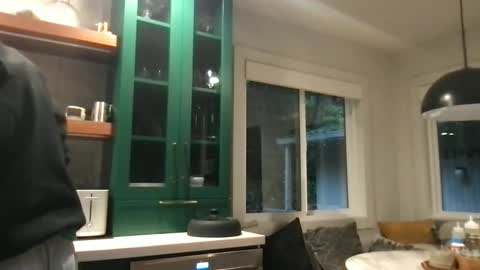 kelkun2828 online show from December 2025 04:14:01 PM