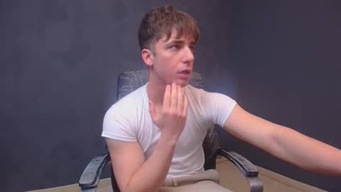 Snapshot of kellenwest chatting on December 2025 11:16:02 AM KellenWest online show from December 2025 11:16:02 AM