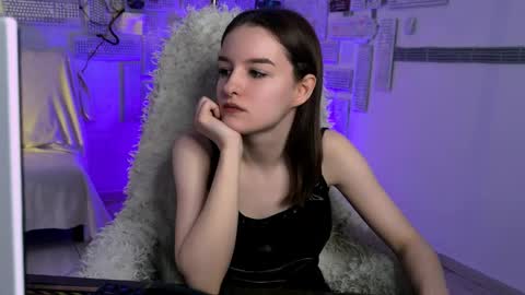 kelliebanshe online show from April 2026 04:51:01 AM