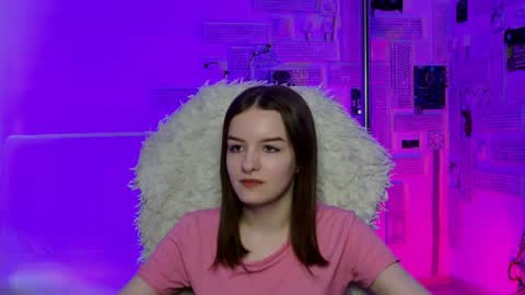 kelliebanshe online show from May 2026 08:32:02 AM