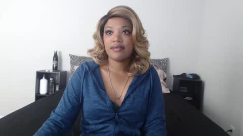 Kellie online show from February 2025 08:44:02 PM