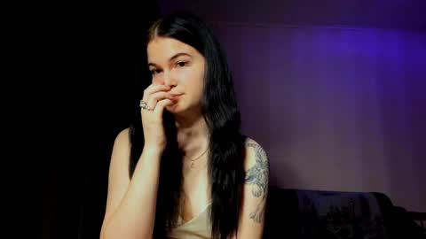 Bella online show from April 2026 03:09:02 PM