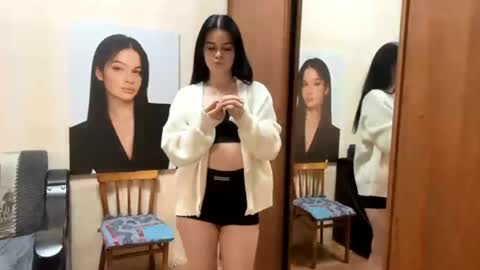 Bella online show from April 2026 03:46:02 PM