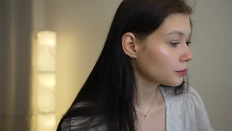 Snapshot of kelly_ember chatting on January 2025 02:20:01 PM KELLY online show from January 2025 02:20:01 PM