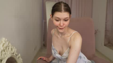 Snapshot of kelly_ember chatting on January 2025 11:41:02 AM KELLY online show from January 2025 11:41:02 AM