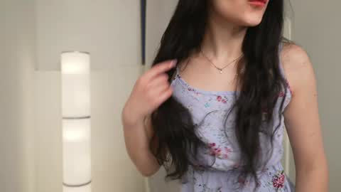 Snapshot of kelly_ember chatting on January 2025 01:56:02 PM KELLY online show from January 2025 01:56:02 PM