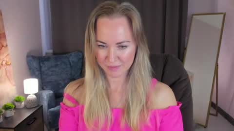 Kelly online show from June 2026 04:21:01 AM