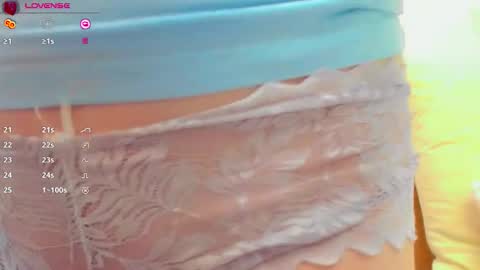 Snapshot of kelly_klein chatting on March 2026 09:50:01 AM Kelly online show from March 2026 09:50:01 AM