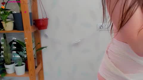 Snapshot of kelly_klein chatting on March 2026 11:27:01 AM Kelly online show from March 2026 11:27:01 AM